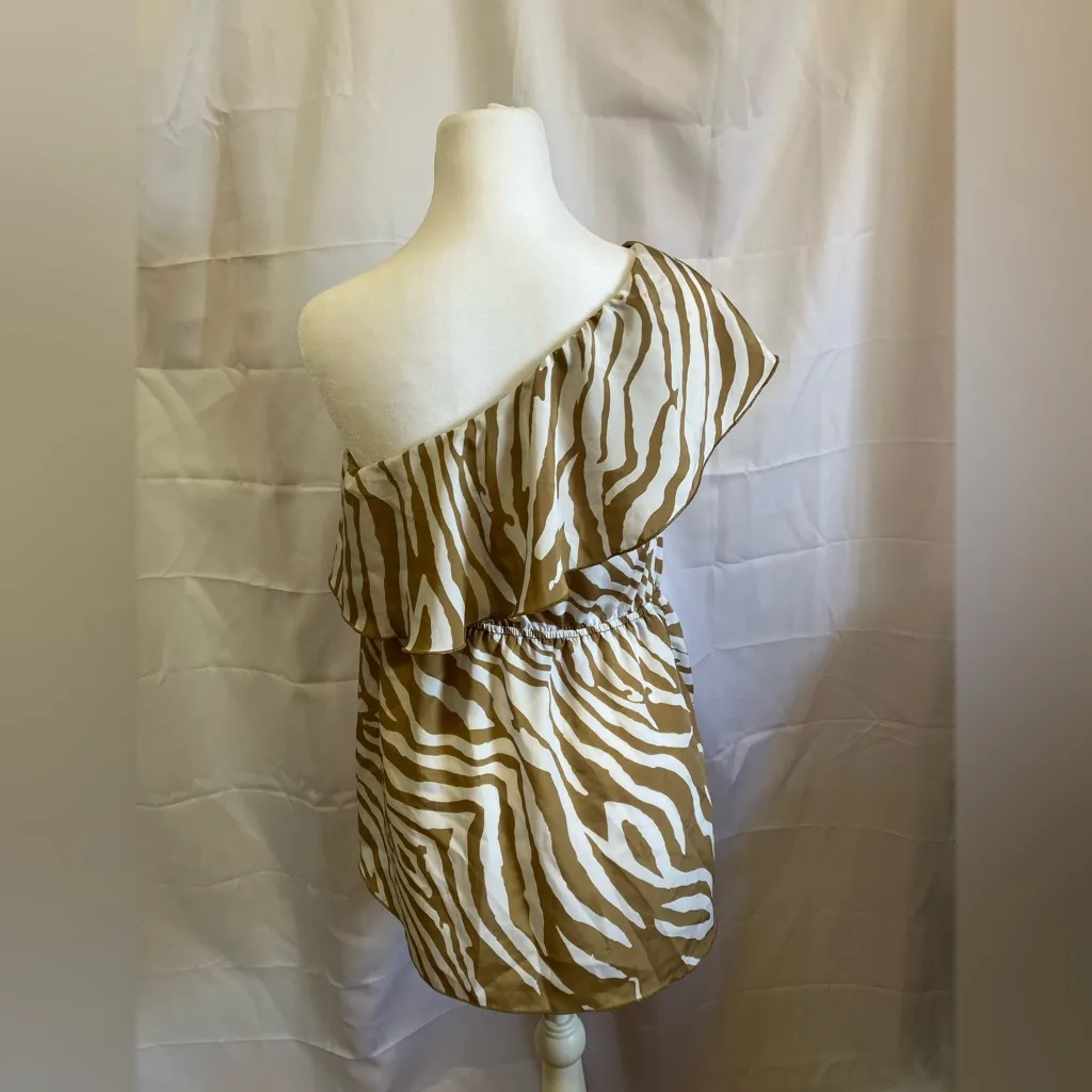 Madison Tan and White Zebra Print One Shoulder Top Brown Size L - Image 4
