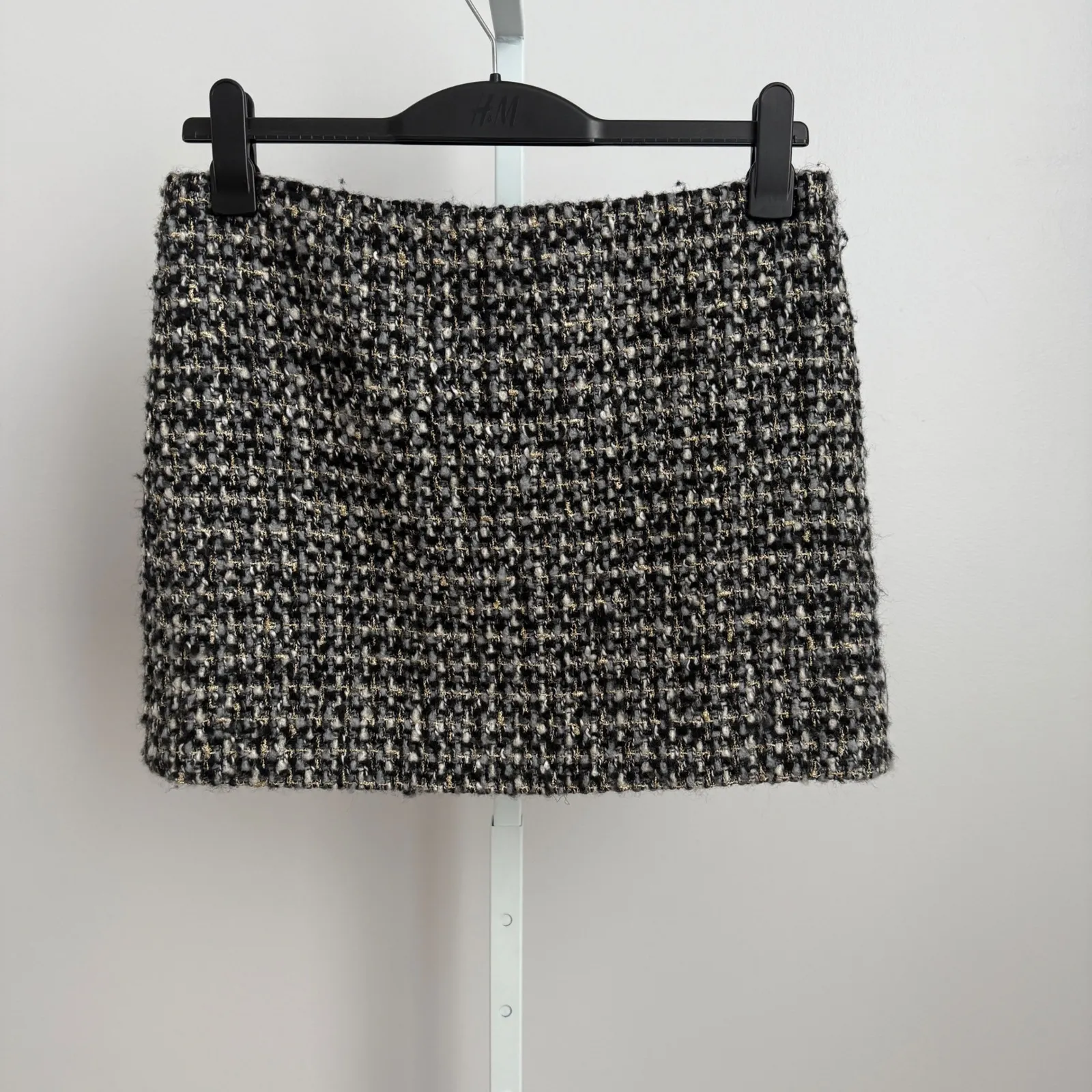 J.Crew Tweed Mini Skirt Black White Gold‎ Textured Career Party Cute size 8 - Image 2