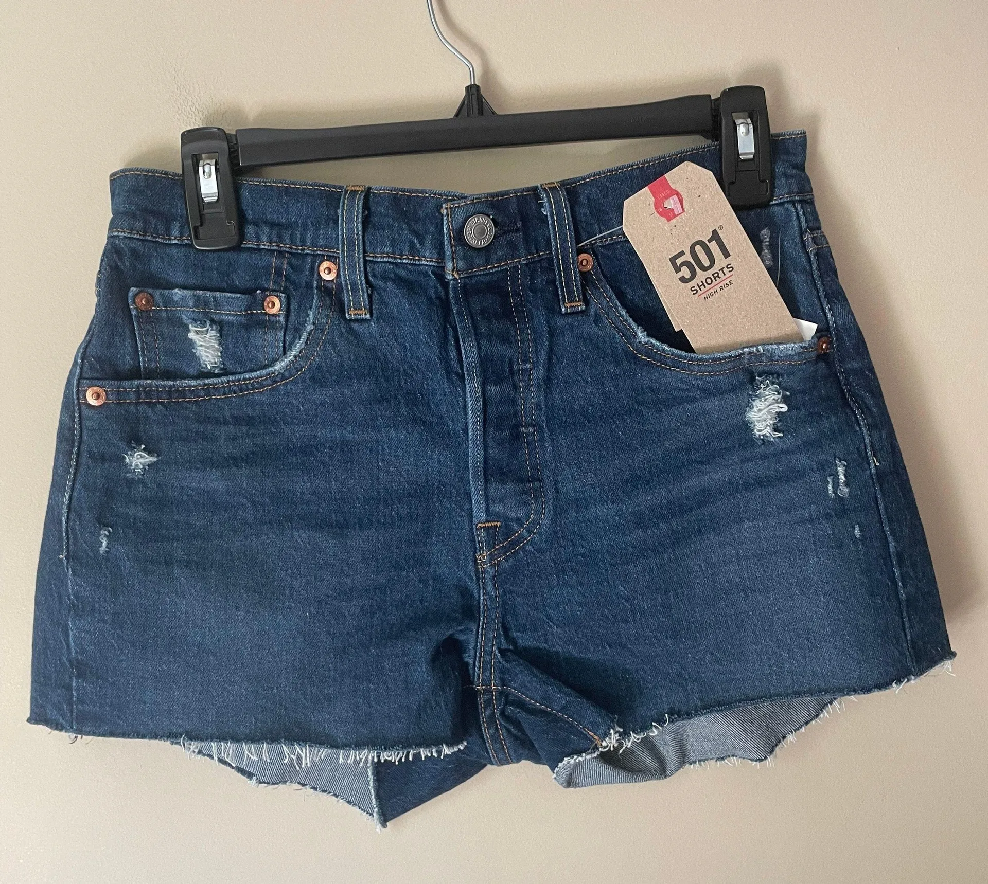 NWT  501 shorts - Image 2