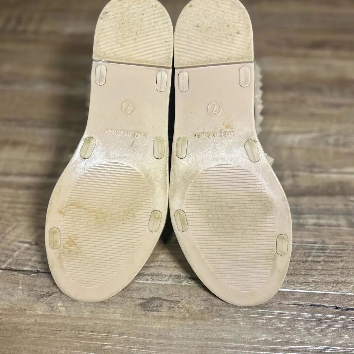 Steve Madden Tan Strappy Sandals W/Spike Embellishment Size 7 Womens - Image 5