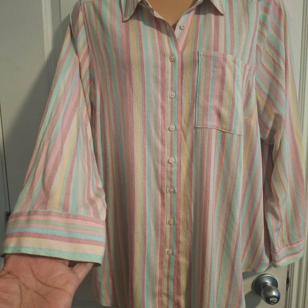Torrid Sz 3 Striped Button-Up Shirt - Image 8