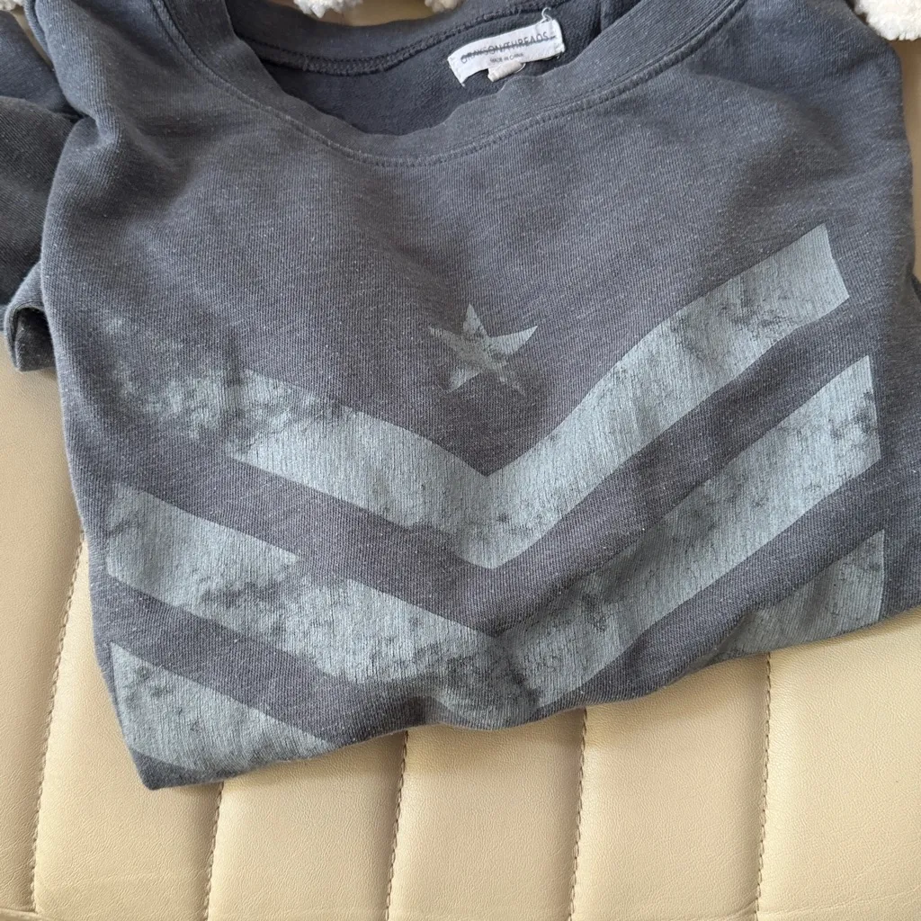 Gray Cropped Sweatshirt with Star and Stripes Size XXL - Image 5