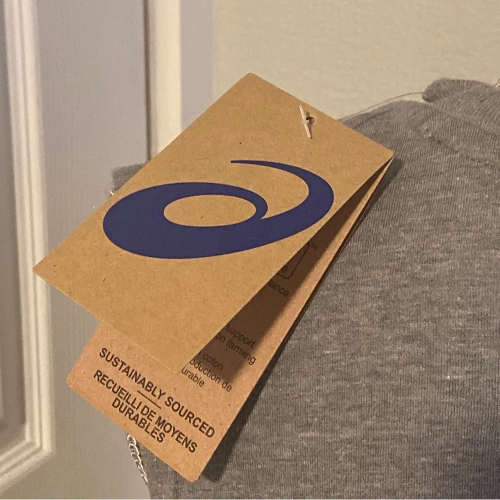 ASICS Women's Blue Graphic Muscle Tee size 2X - Image 9