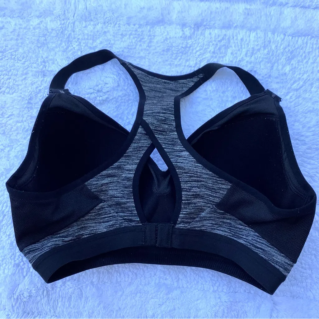 VSX SPORT BRA 🖤🤍🖤 Black Size undefined - Image 2