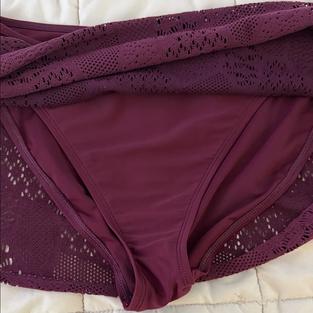 Victoria’s Secret Burgundy Lace Skirted Swim Bikini Bottom Size Large - Image 3