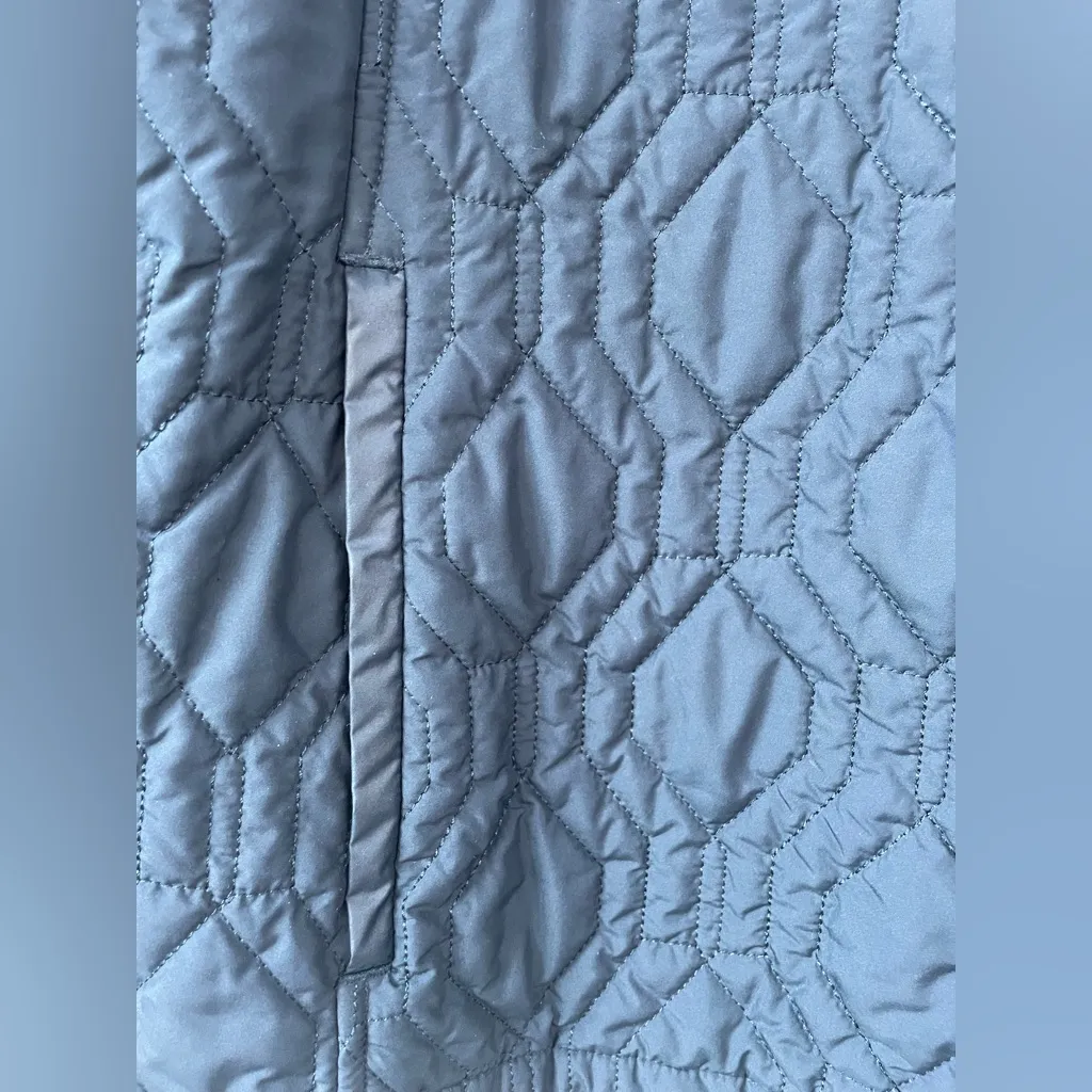 Lands End Womens Size L 14/16 Navy Quilted Primaloft Jacket Packable Snap Front - Image 2