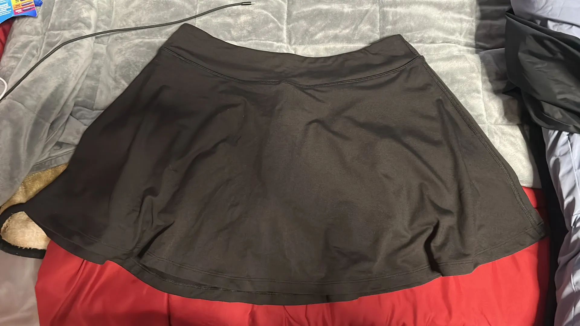 Alumni Hall skirt - Image 4