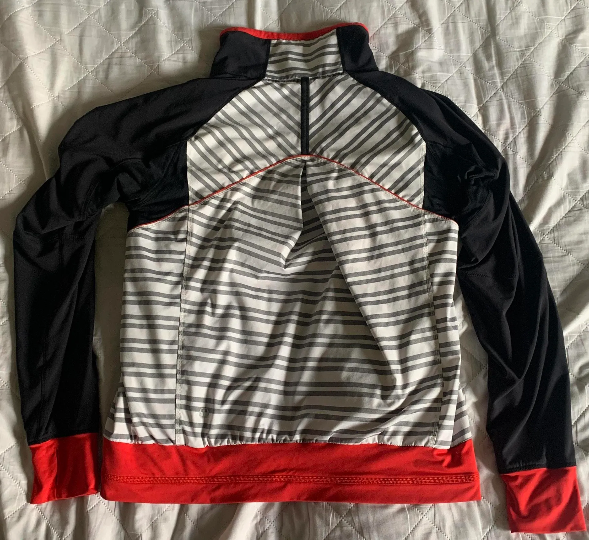 Lululemon Windbreaker Jacket - Image 3