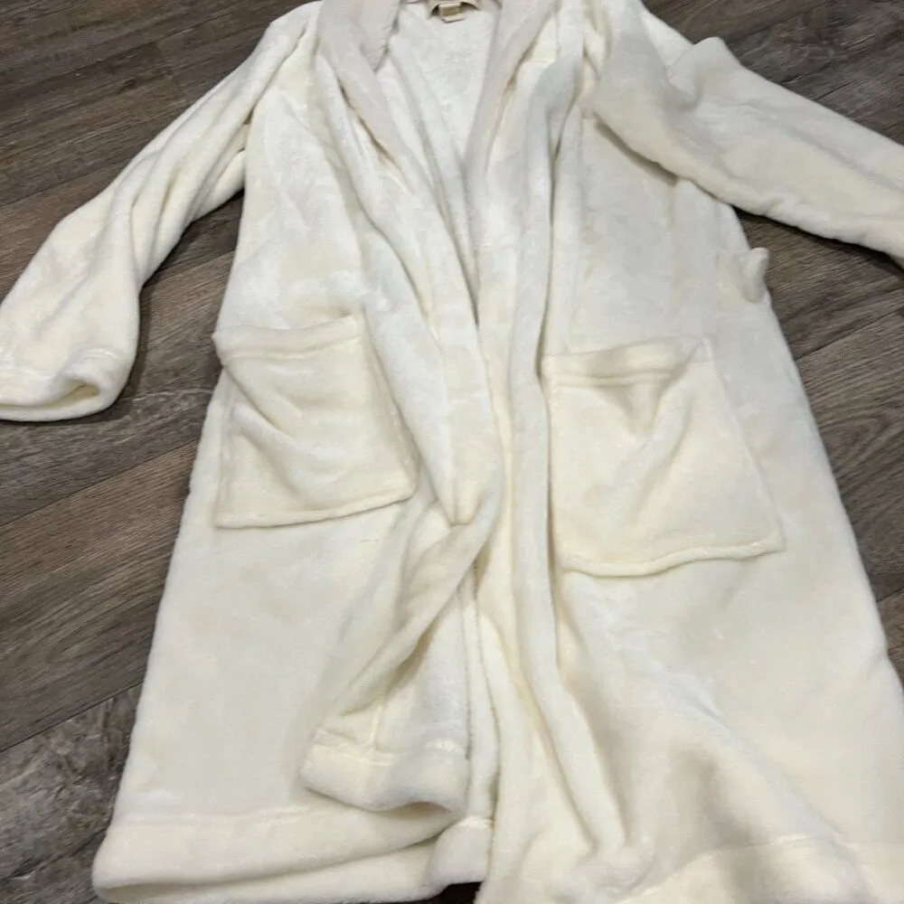 Adrienne Vittadini OS Robe - Image 3