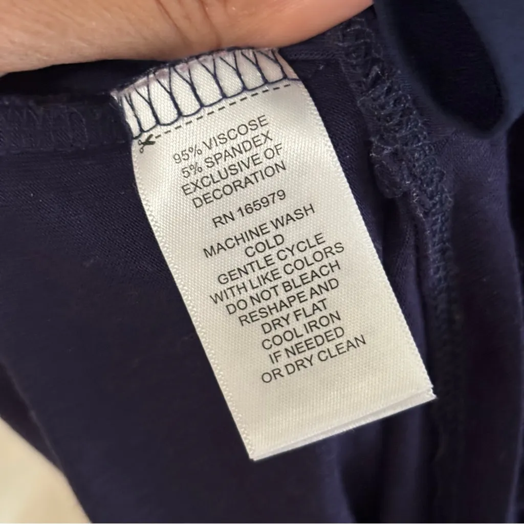 Cable & Gauge Navy V-Neck Short Sleeve Tee - Image 9