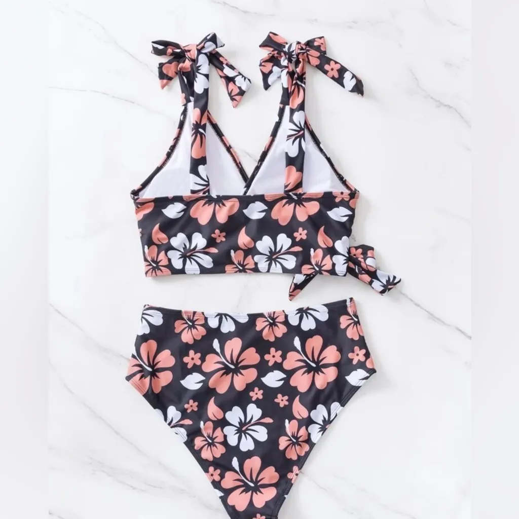 Floral Print Bikini Set Knot Shoulder Surplice
Tank Bra & High Waisted Bottom2pc - Image 6