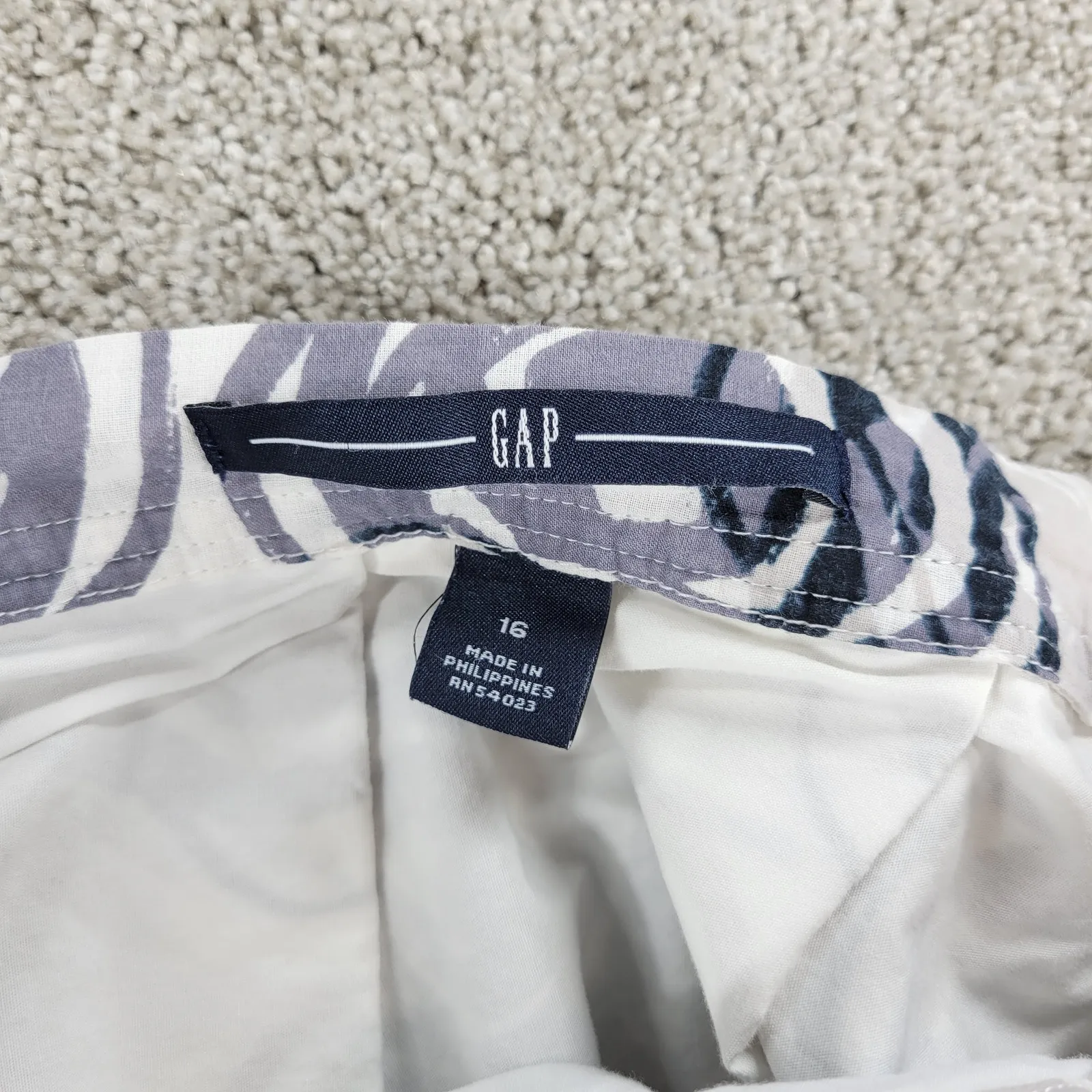 GAP Womens Skirt 16 White Blue Rosebud Abstract Swirl Pleated‎ Lined A - Image 6