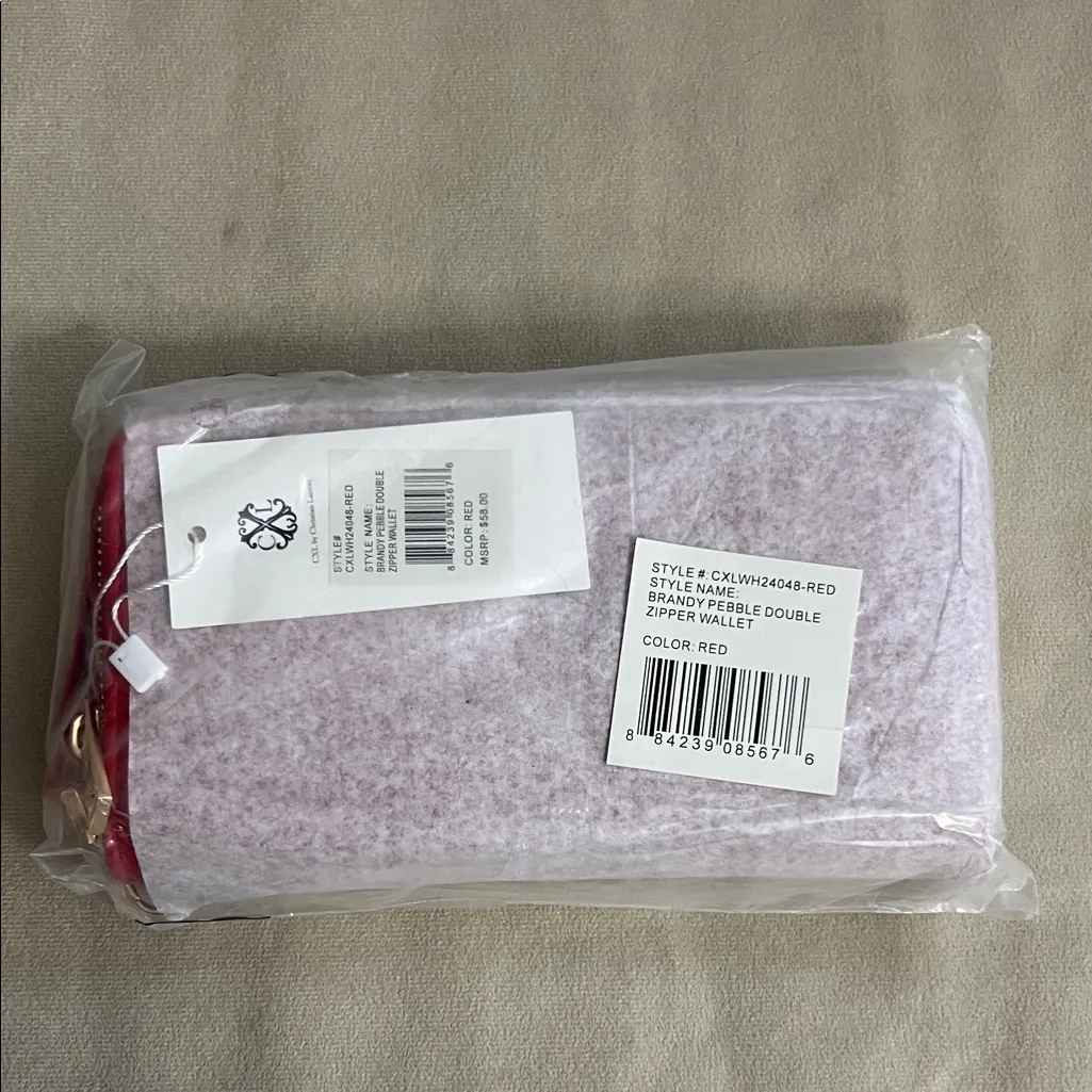 ❤️ Christian Lacroix Red Pebbled Leather Wristlet Wallet ❤️ - Image 2