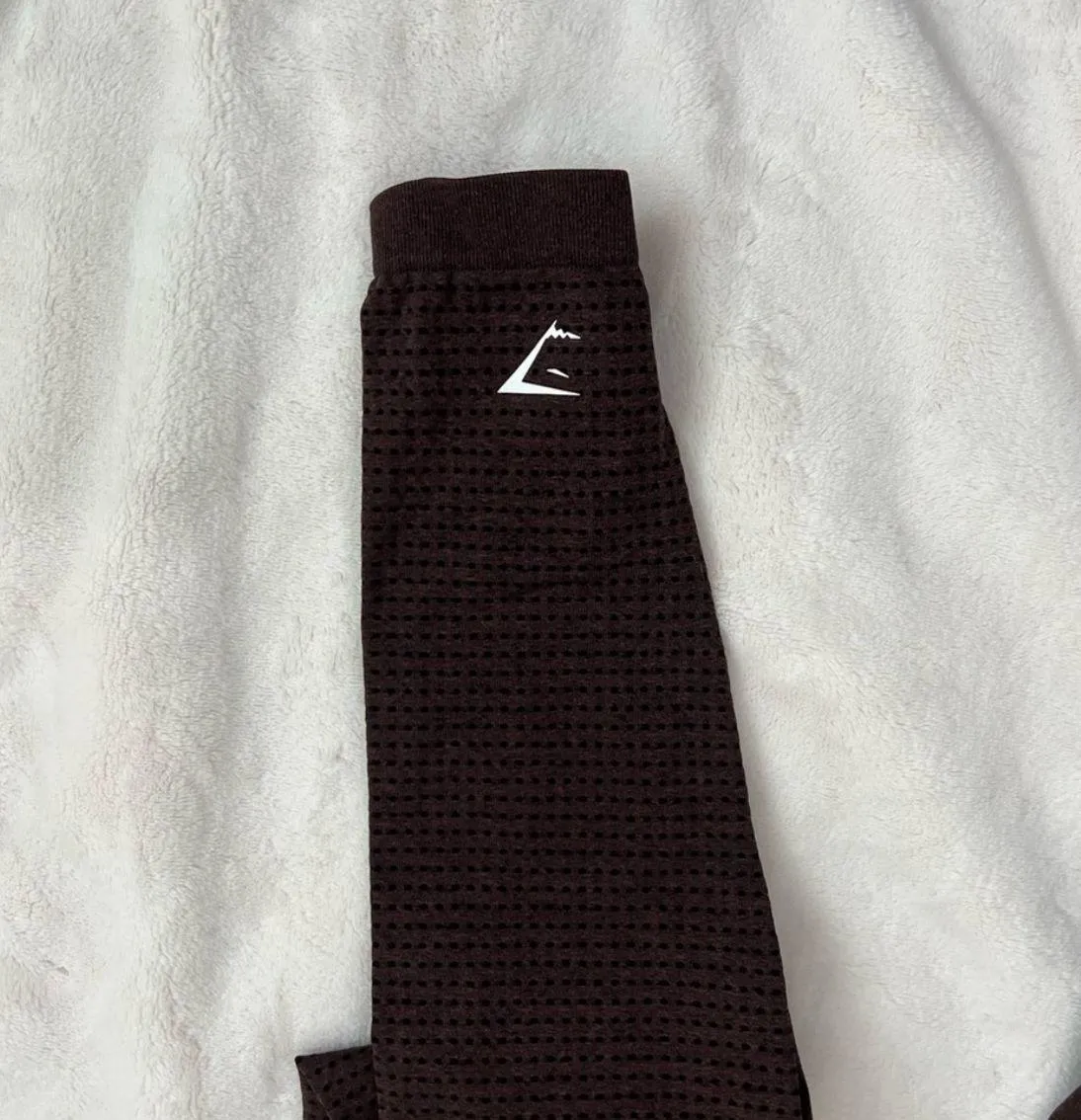 Vital Seamless 2.0 Leggings in Cherry Brown Marl - Image 5