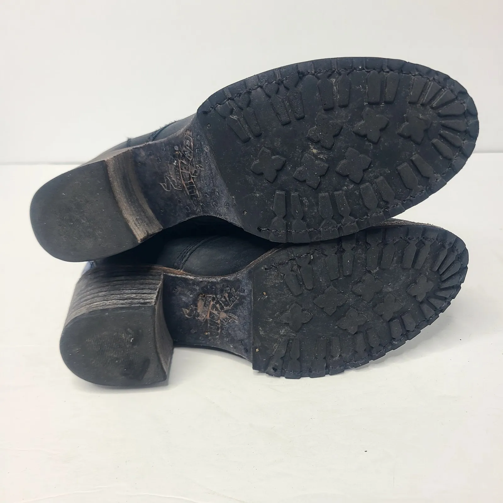 Freebird Cavalier Black Leather Blue Croc Embossed Booties Shoes Womens 7‎ - Image 7