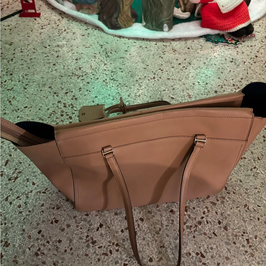 Tory Burch Robinson Parker Large tote tan tote - Image 3