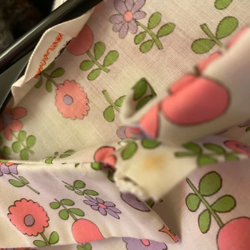 Women’s American Vintage 60’s Mod Floral Button Up collarTank Sz14 Flower Power Green Size 14 - Image 4