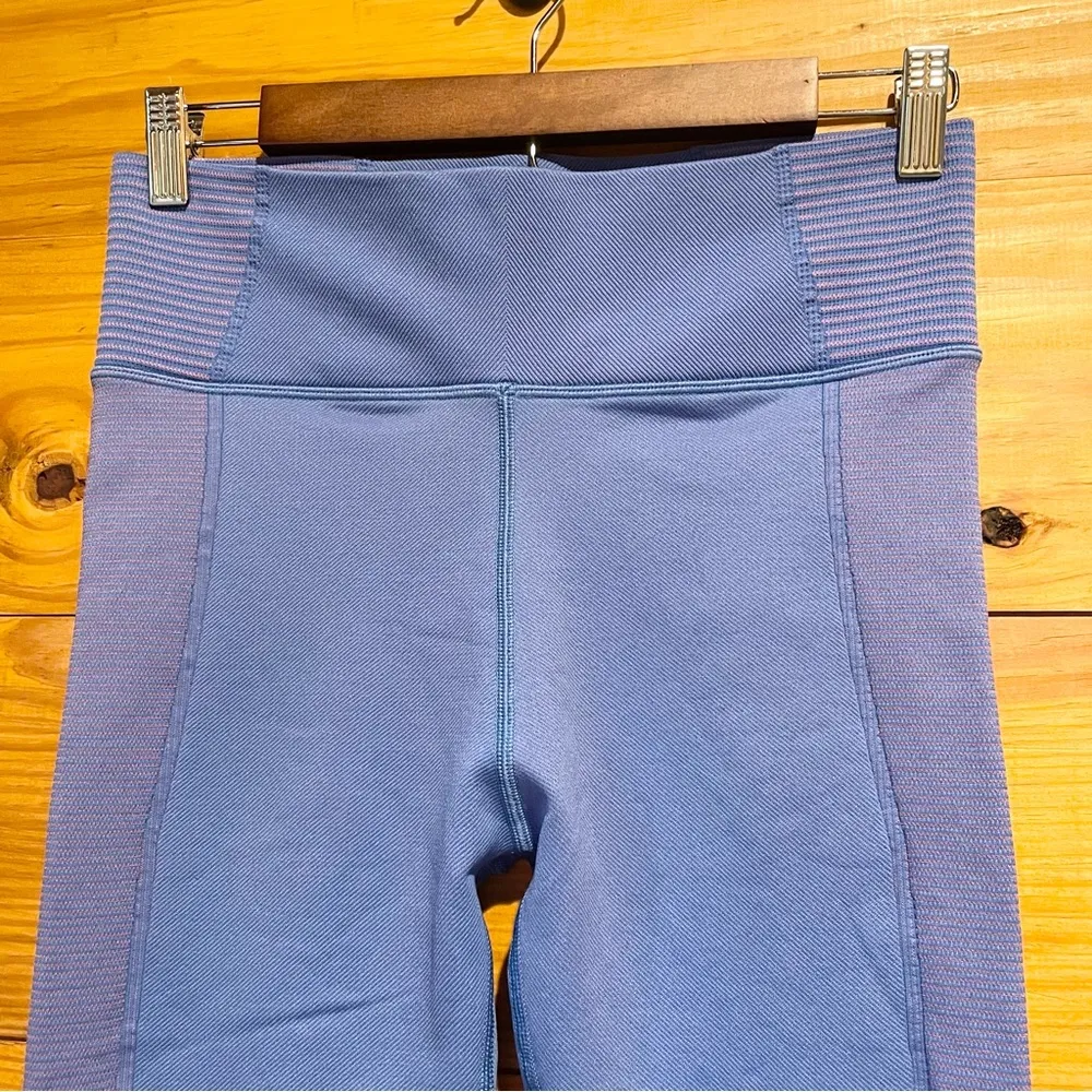 Aerie Offline Blue Pink Textured 7/8 High Rise Activewear Leggings Medium - Image 3