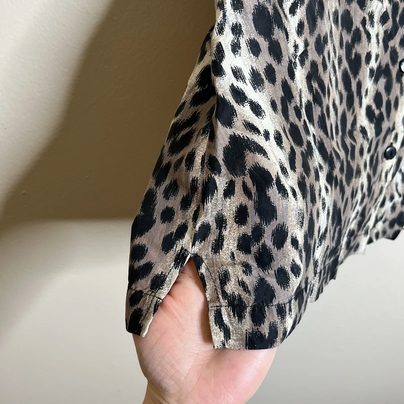 Vintage Silk Button Up Blouse Top Animal Print Women Cheetah 90s Friends M Y2k Brown Size M - Image 2