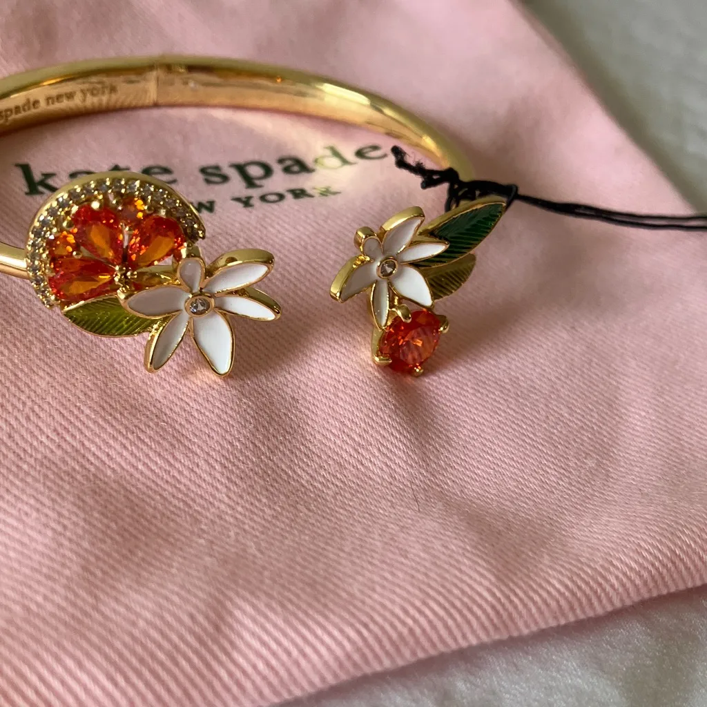 Kate Spade: Sweet Citrus Hinge Cuff- Gold Tone - Image 16