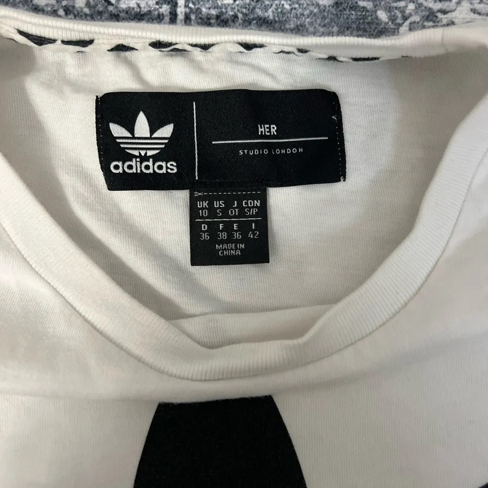 Adidas Studio London Her White Floral Graphic T-shirt - Size S - Image 4