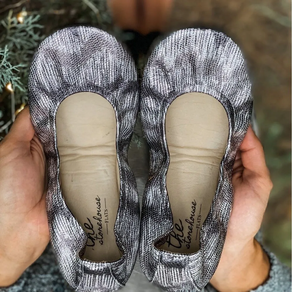 Tinsel Twinkle Storehouse Flats Size 8 BIN 16 Silver - Image 3