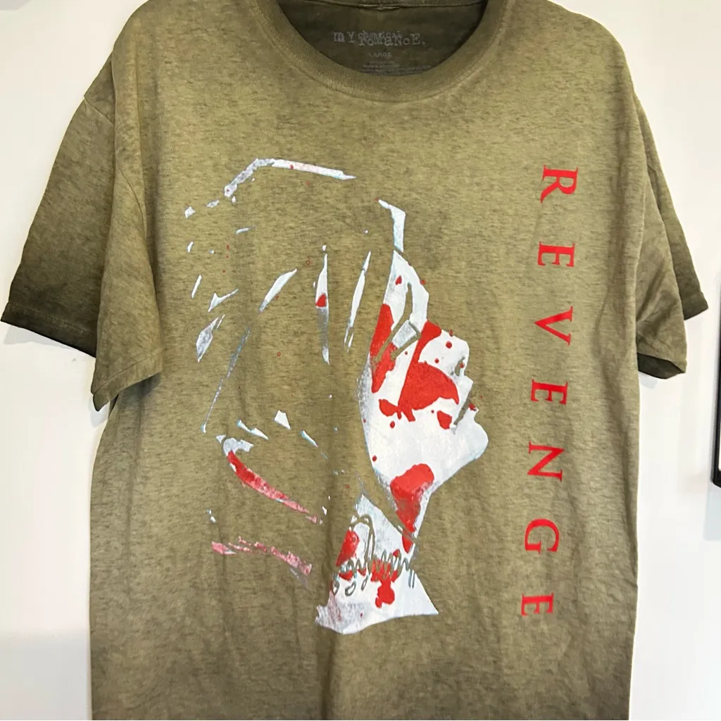 NWOT My Chemical Romance Revenge Short Sleeve Crewneck Tee Shirt Unisex Large Green - Image 3