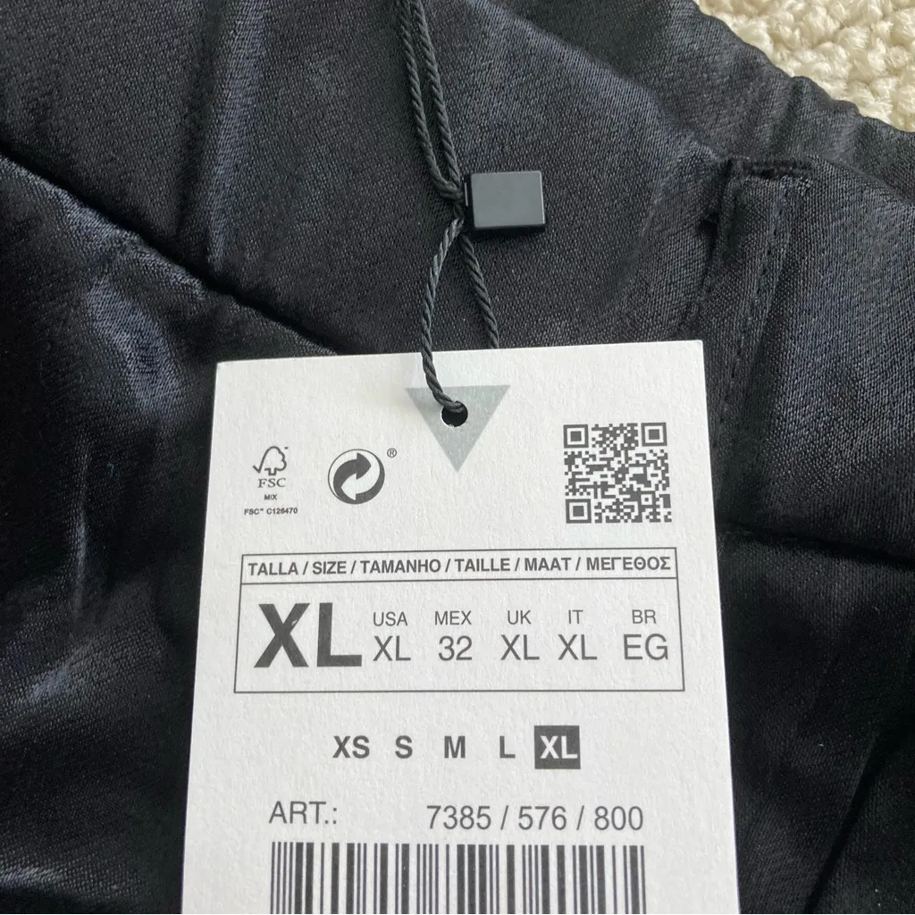 NEW Zara High Rise Silky Black Shorts Pockets 3” Size XL Soft Lightweight NWT - Image 5