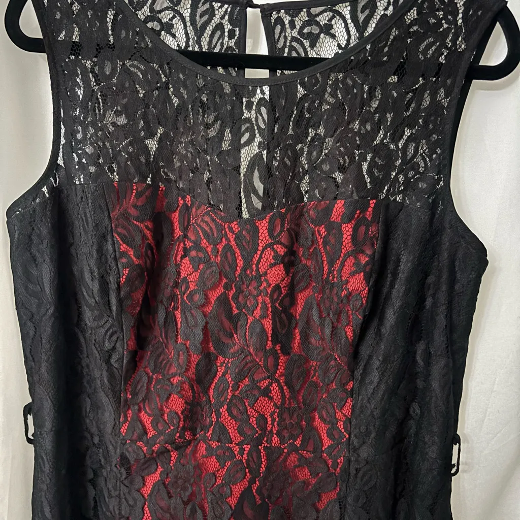 City Chic Strapless Black and Red Dress - Image 4