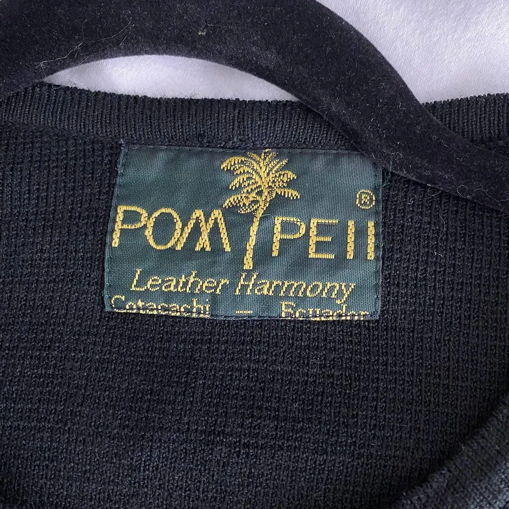 Vintage 80's Cropped Long Sleeve Dimond/Circle Square Leather Print Open Sweater Size M - Image 16