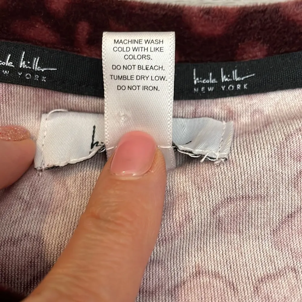 Red & Pink Animal Print Velvet Long Sleeve Pullover Sweatshirt XL - Image 11