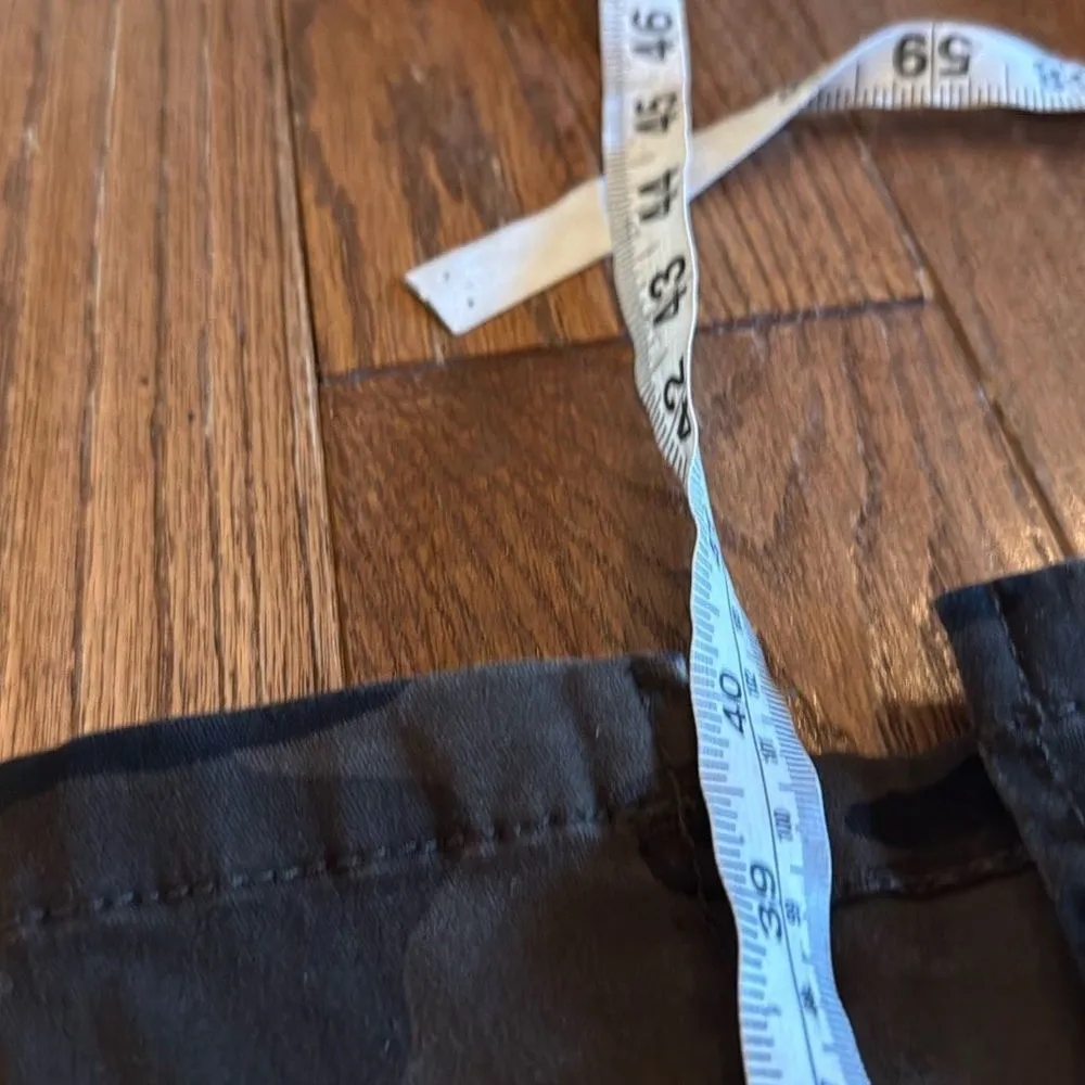 New York & Company Camo off shoulder knee slit dress M Green Size M - Image 7