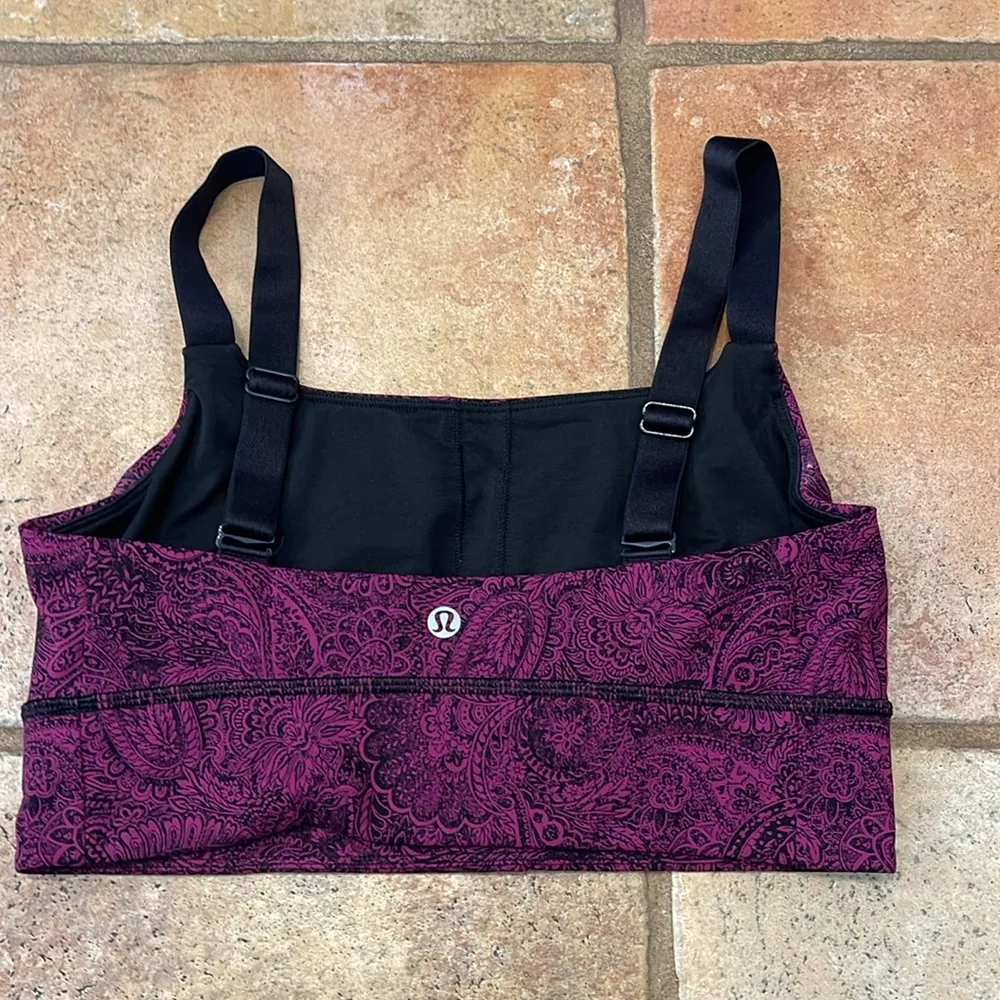 Lululemon purple Paisley print sports bra size 8 - Image 2