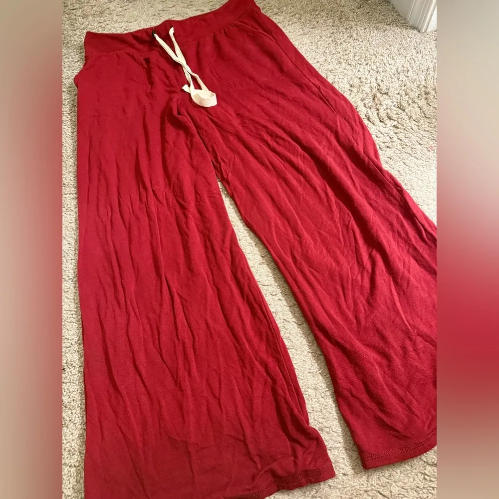Torrid Dream Fleece Full Length Wide Leg Lounge Sleep Red Lounge Pants - size 1 - Image 3