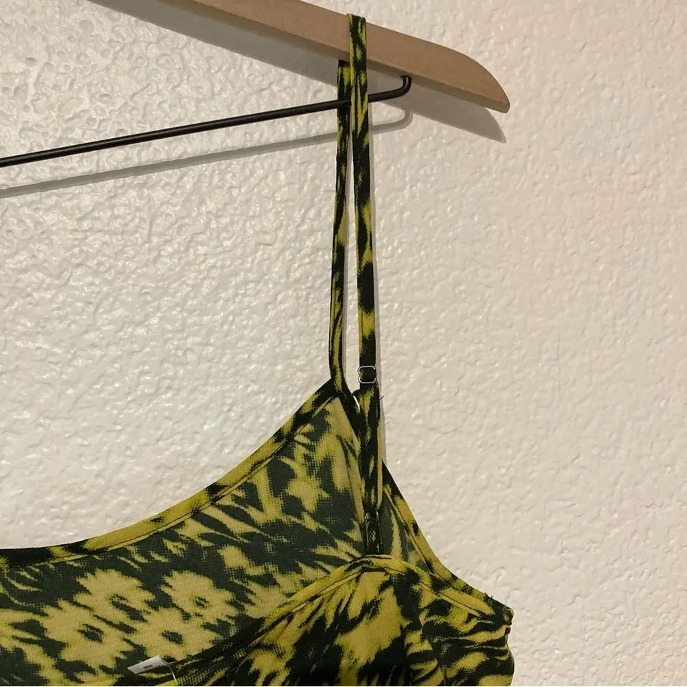 NWT Urban Outfitters Camille Floral Black Green Ruffle Hem Dress Large - Image 8