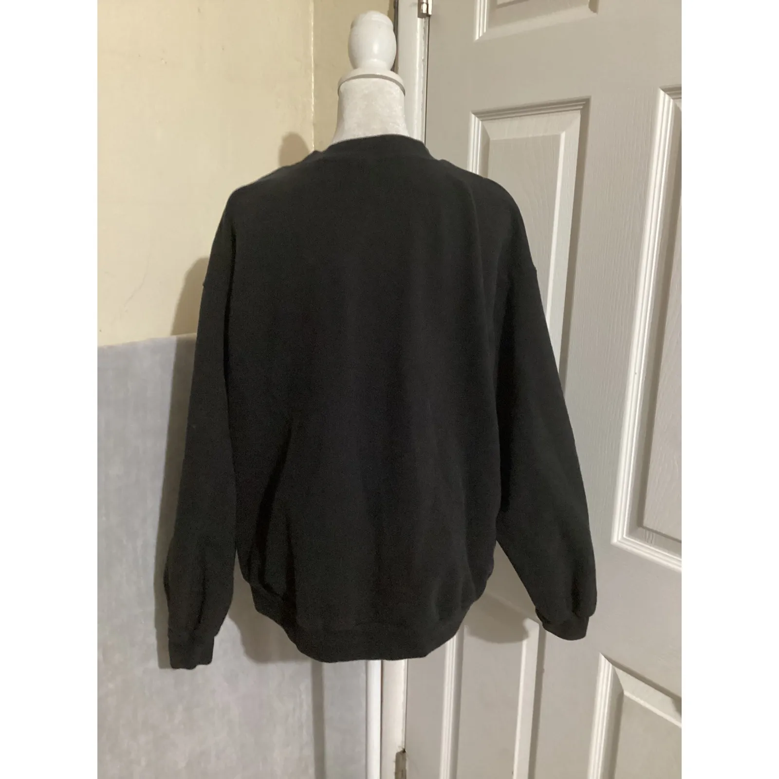 AYBL Black Crewneck Sweatshirt Size L Embroidered Logo Long Sleeve Comfort - Image 4