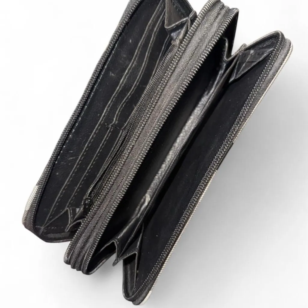 Black & White Plaid Purse & Wallet Set – Gold Tone Accents - Image 6