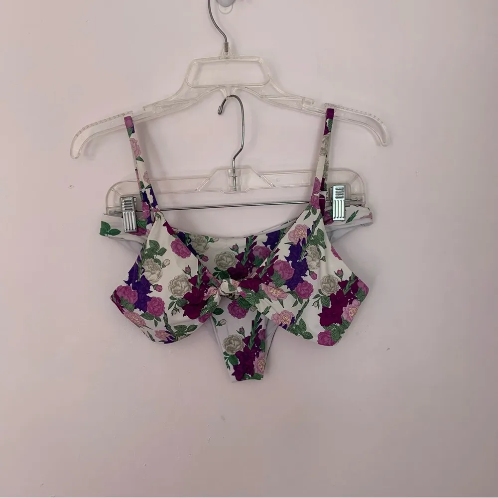 Dippin Daisys Bikini Set - Image 3