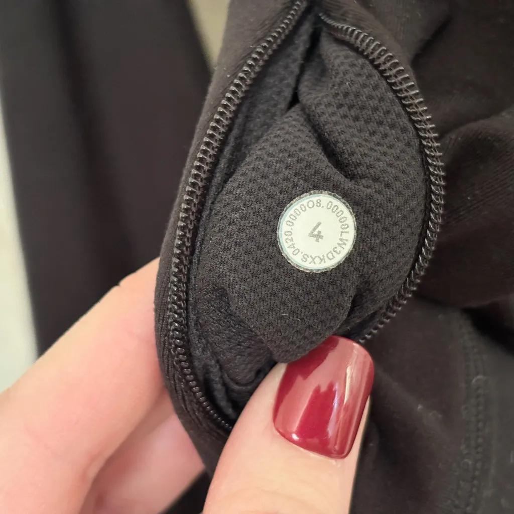 Lululemon Runderful Long Sleeve - Image 5