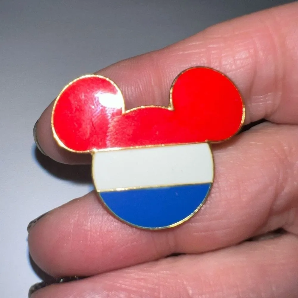 Disney Disneyland Paris Netherlands Flag Icon Epcot World Parks Pin Trading - Image 2