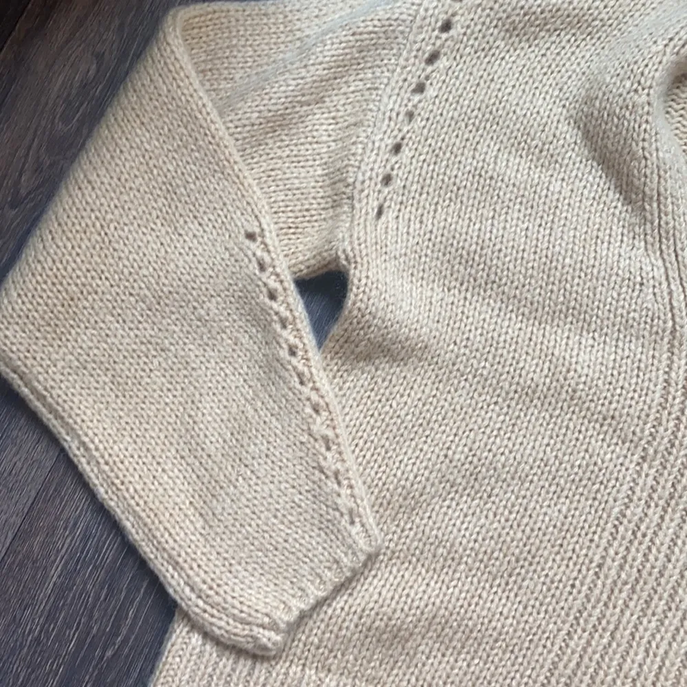 Willa Knit V Neck Jumper in Sand Tan Size 4 - Image 4