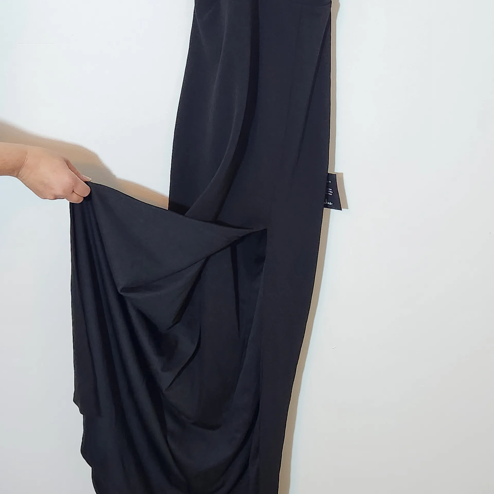 Lulus Black Evening Gown with Criss Cross Halter Neckline NWT Size XL - Image 5