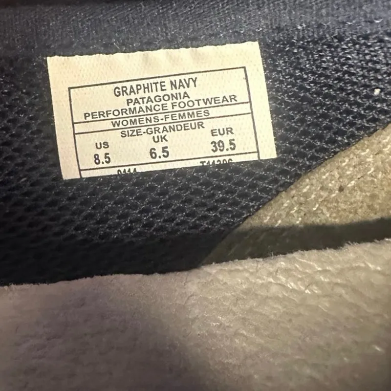 Patagonia Women’s Dark Blue Suede Scrunch-Back Ballet Flats – Size 8.5 - Image 3