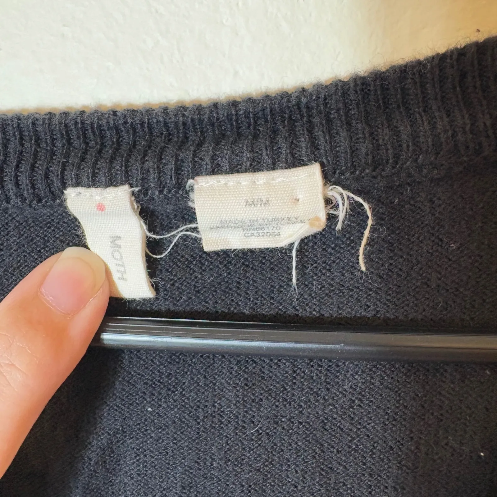 Moth Anthropologie Black Crochet Lace Overlay Short Sleeve Sweater size medium - Image 4