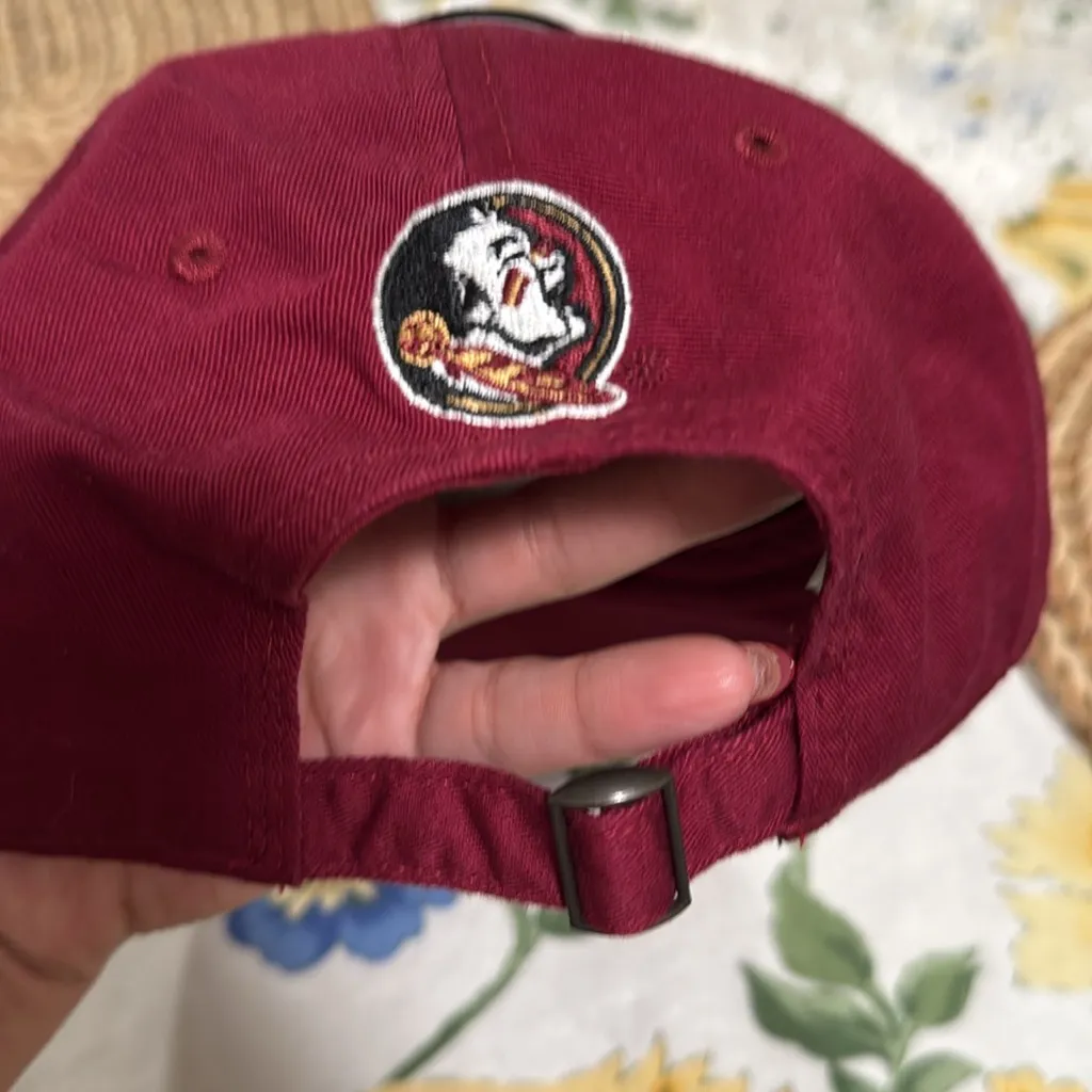 Captivating Florida State Seminoles NWT hat adjustable strap unisex - Image 4