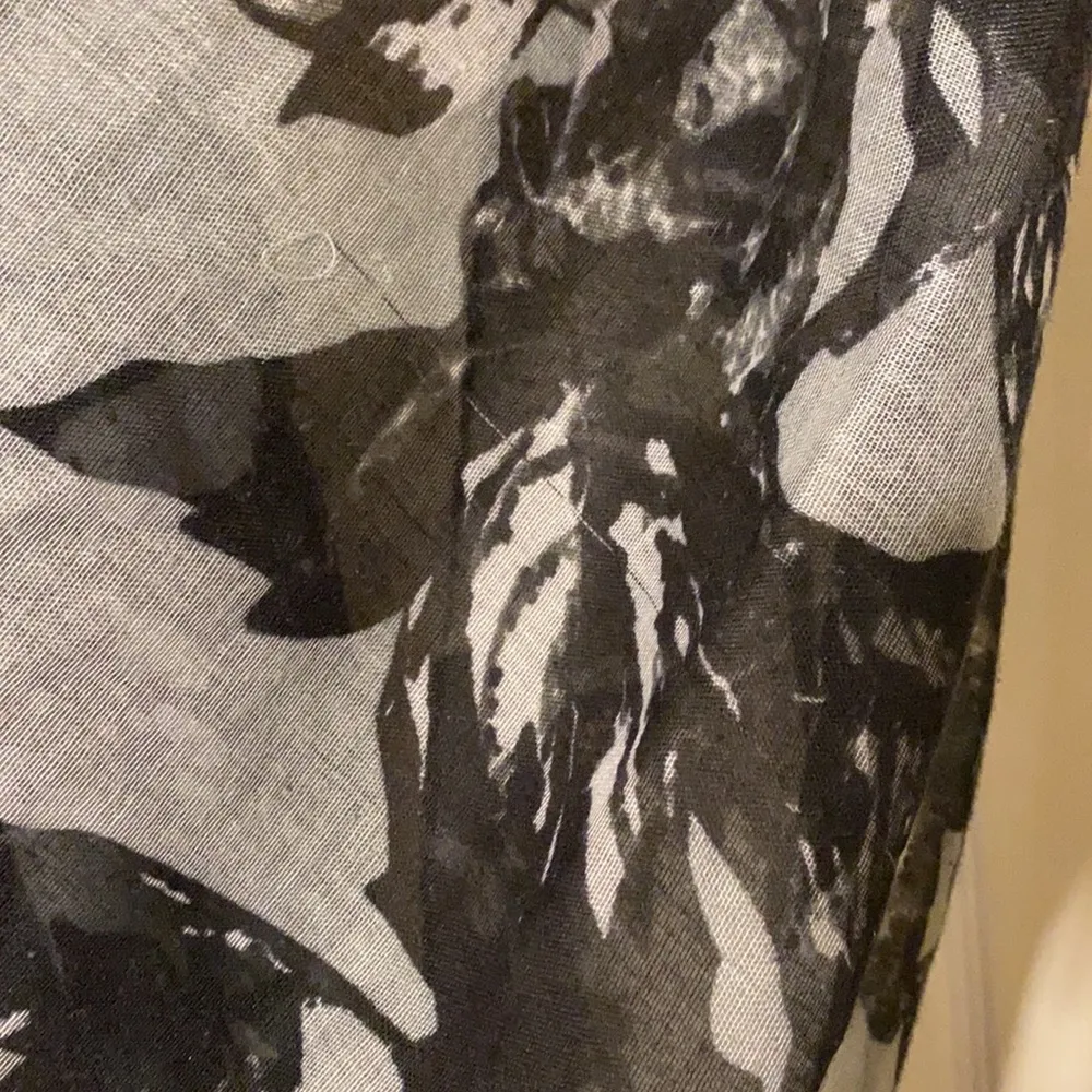 Floral print oversized scarf - Image 5