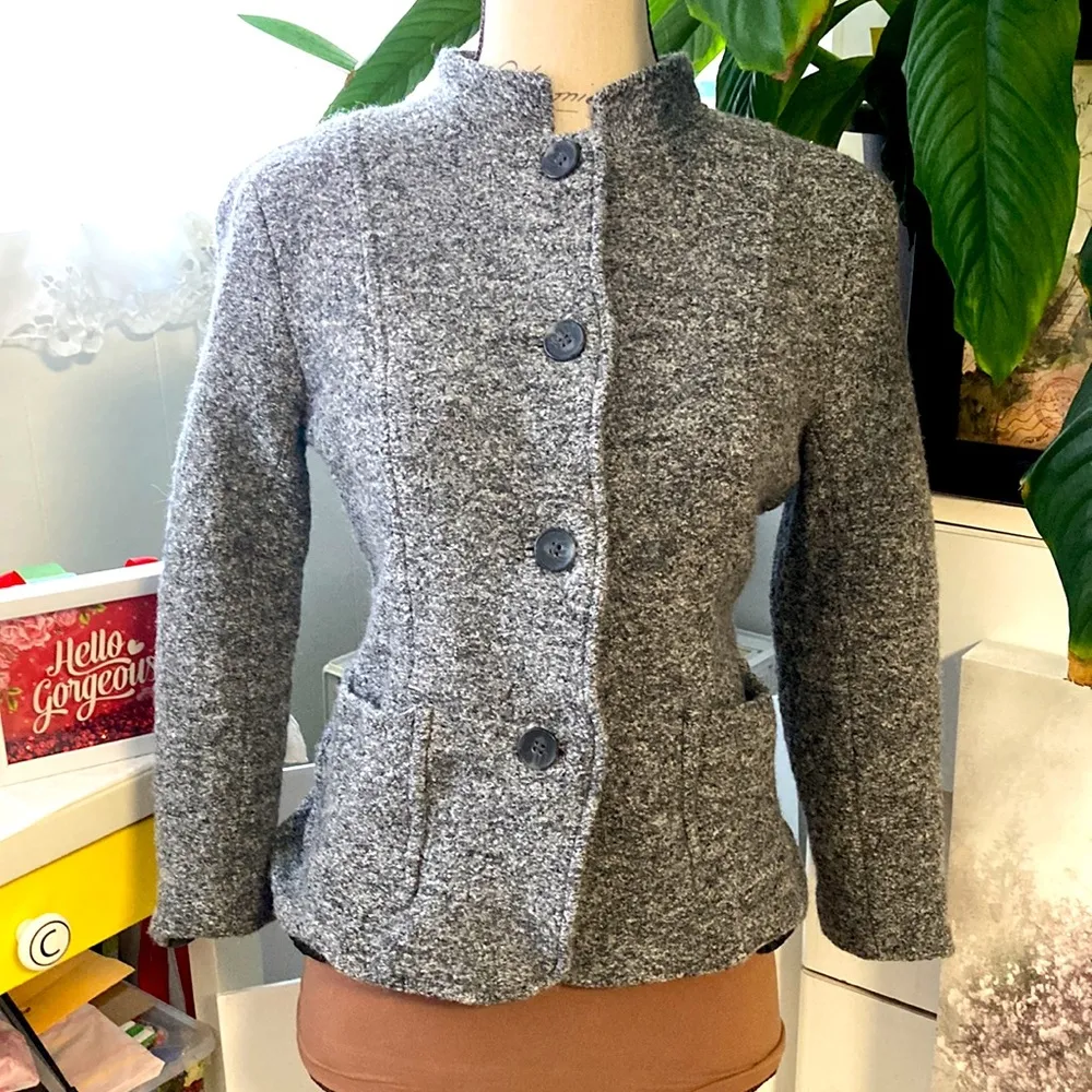 Talbots pea coat blazer jacket. Fitted. Wool blend. 4 button closure. - Image 2