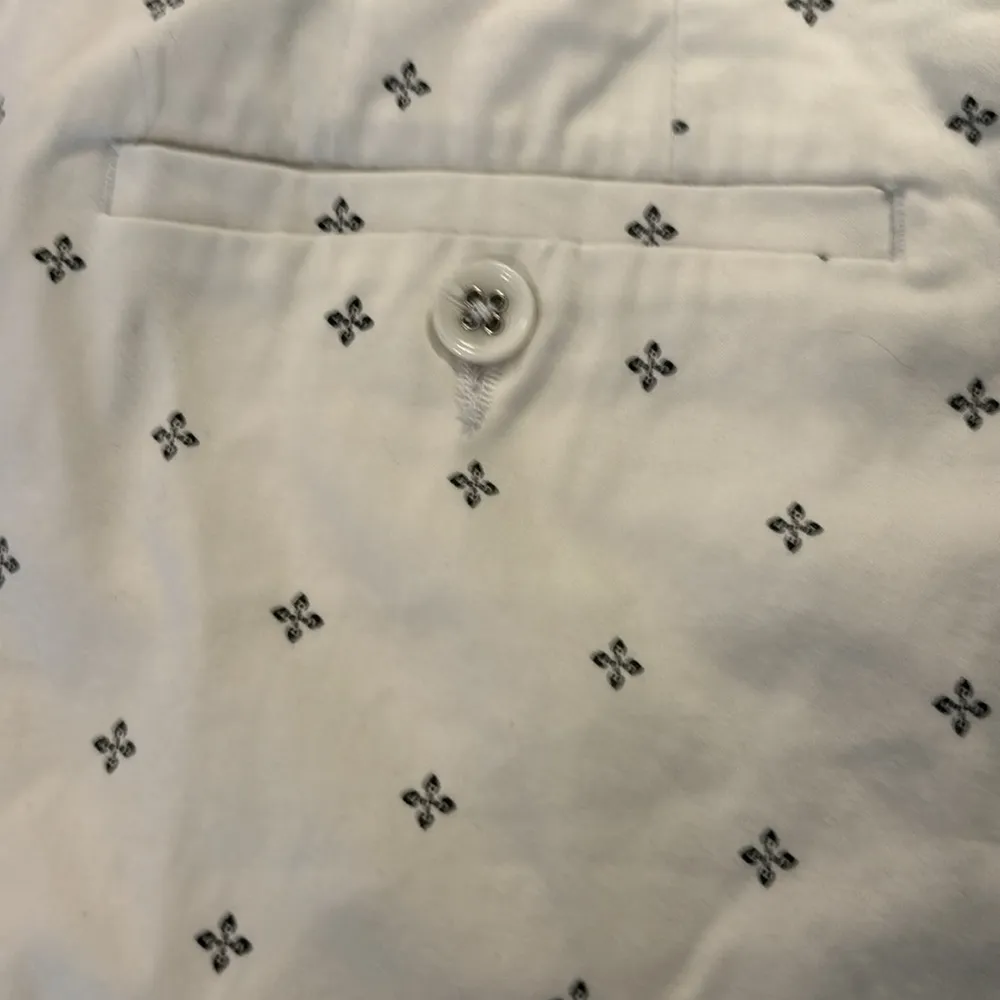 Mid Rise Shorts by intro Stretch Size 14 - Image 6