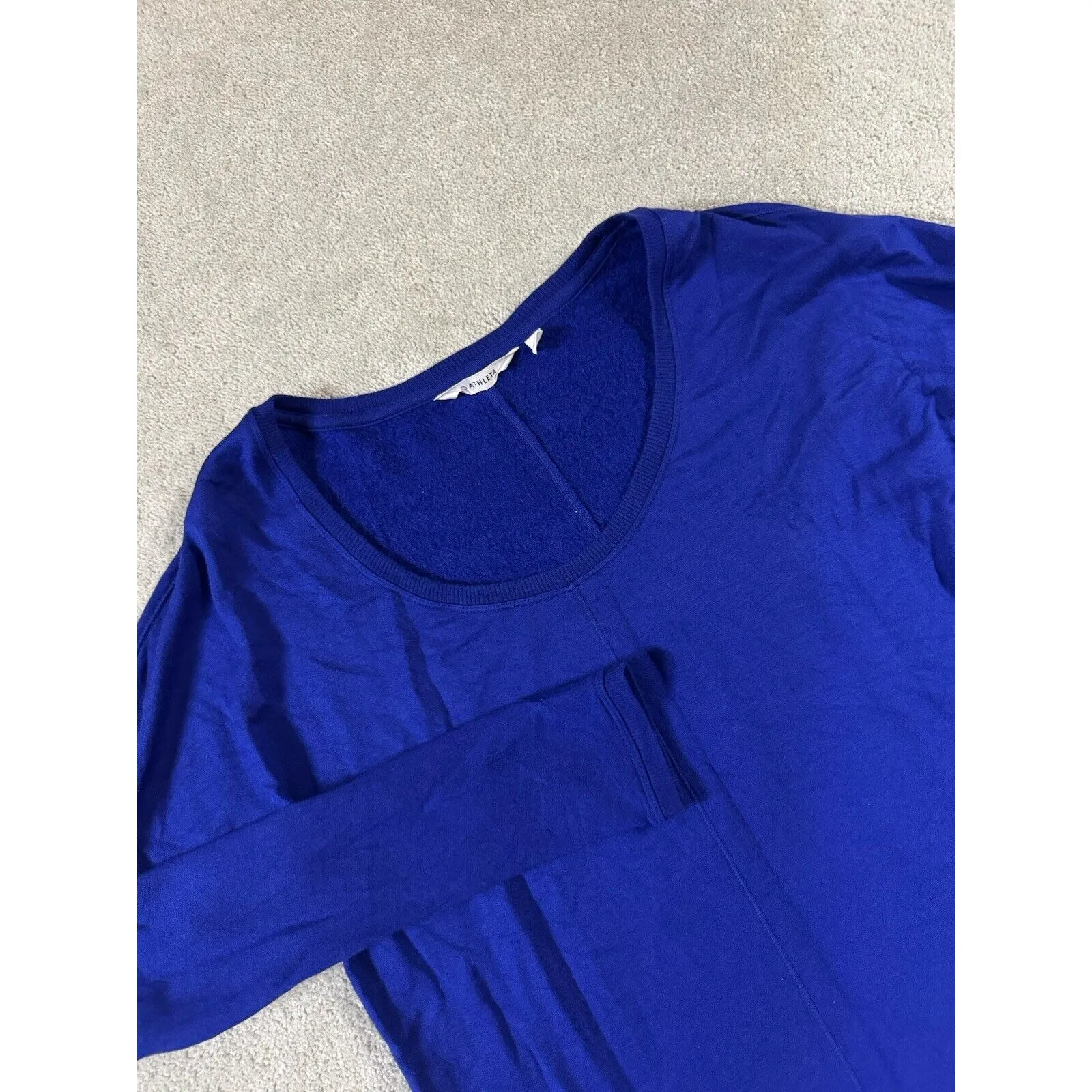ATHLETA sweatshirt LUXE womens XS‎ Blue Pullover thumb holes oversized Soft - Image 2
