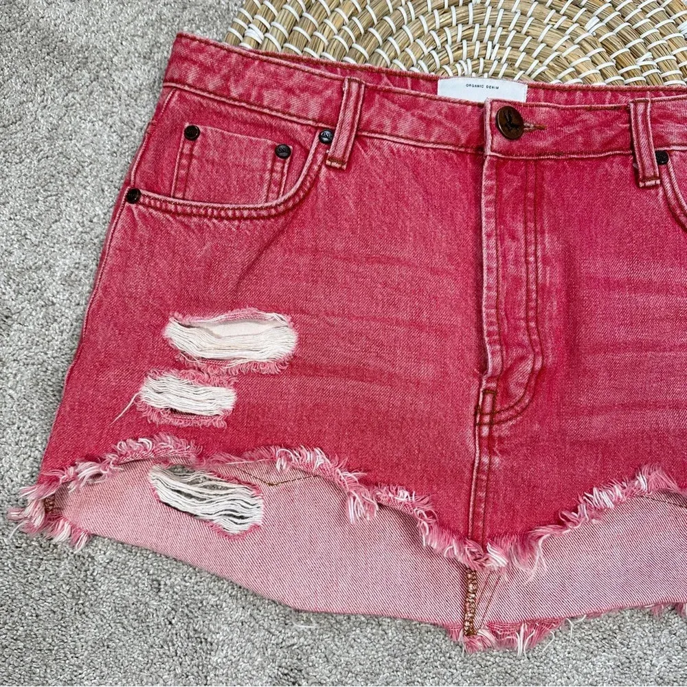 One Teaspoon Junkyard Relaxed Mini Denim Skirt Distressed in Organic Red Size 28 - Image 4